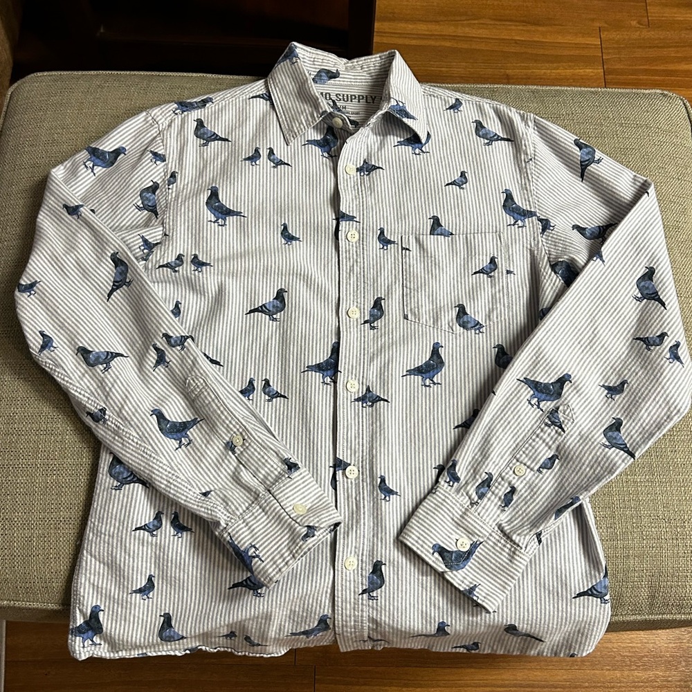 Mossimo Supply Co. Men’s Casual Button Down Shirt